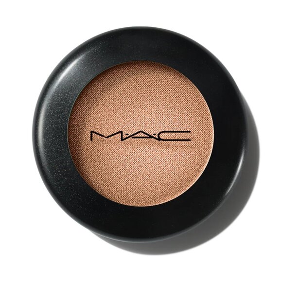 ⭐️HOST PICK⭐ MAC Cosmetics: Eye Shadow in Woodwinked - Picture 1 of 15